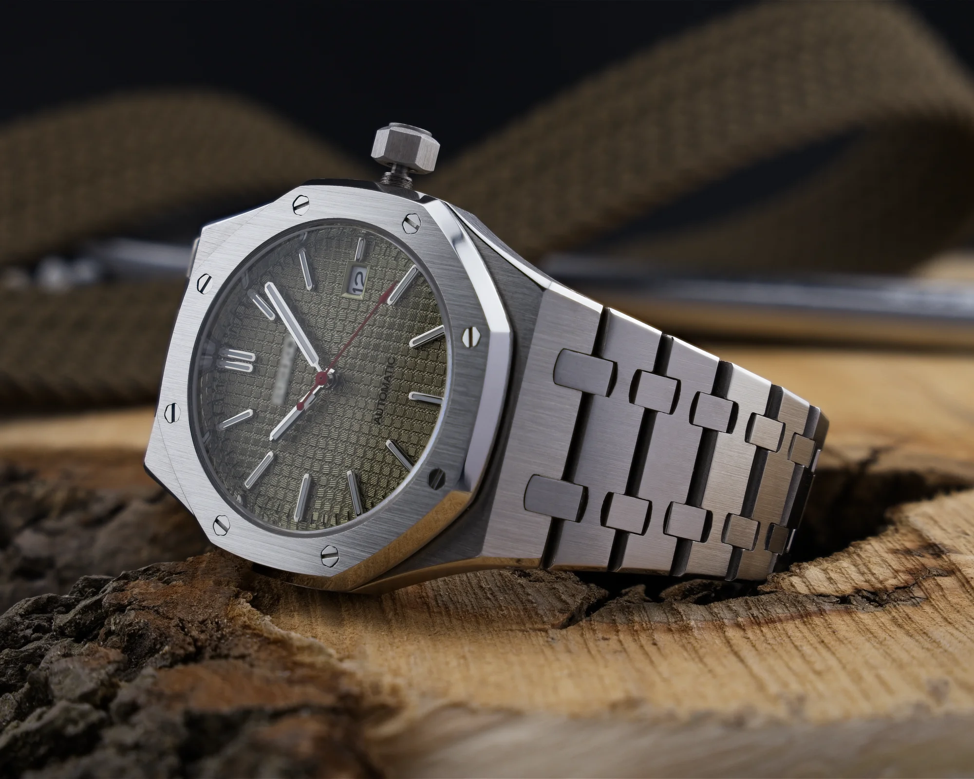 Octagonal Oak Silver Olive - obrazek 4